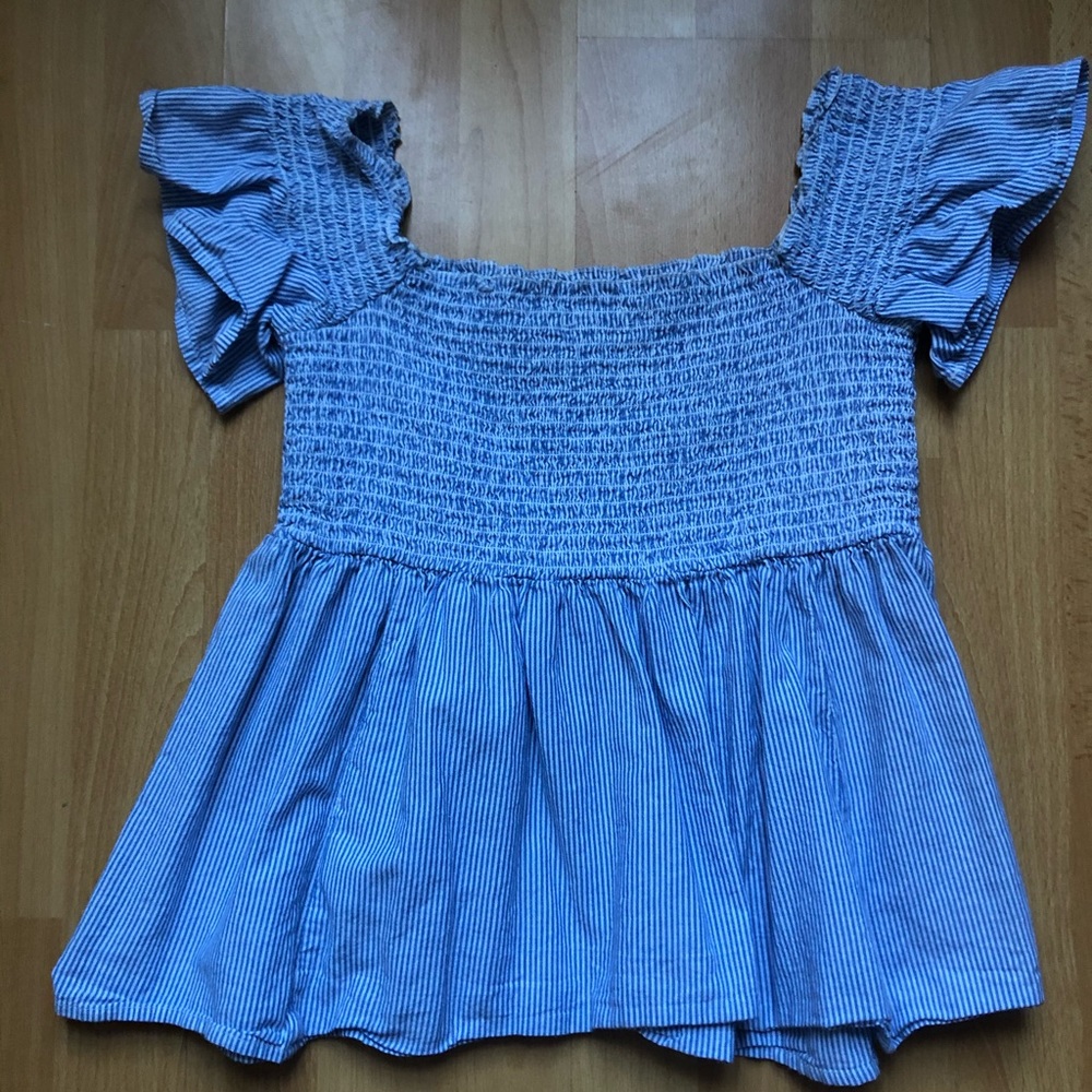 Cute short sleeve top